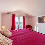 Franka With Pool And Sea View Villa