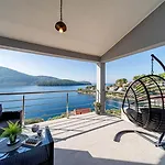 Franka With Pool And Sea View *