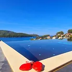 Franka With Pool And Sea View Villa *