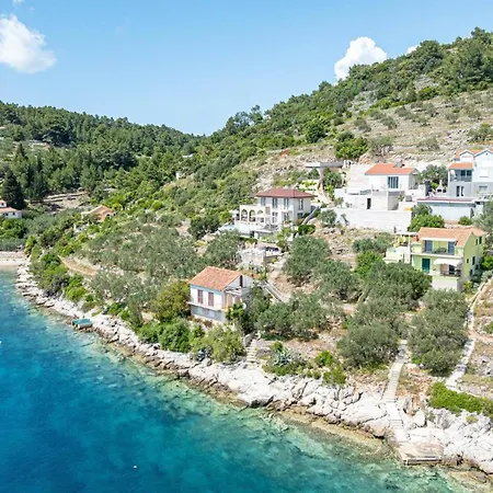 Villa Franka With Pool And Sea View