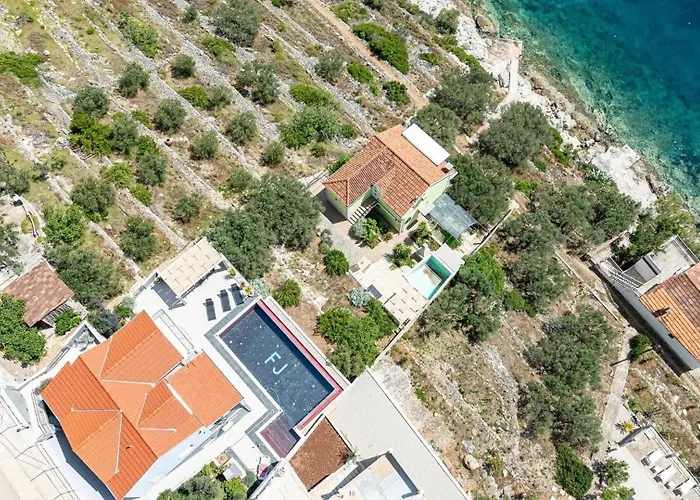 Franka With Pool And Sea View Vela Luka