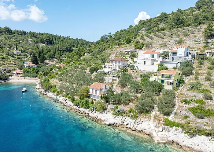 Villa Franka With Pool And Sea View