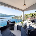 Franka With Pool And Sea View Vela Luka