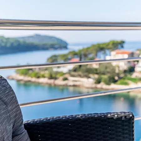 Franka With Pool And Sea View Villa