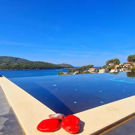 Franka With Pool And Sea View Villa *