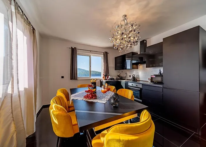 Villa Franka With Pool And Sea View Vela Luka